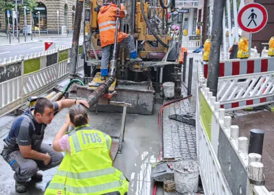Ziehen der Bodenproben Kaiser-Karree in Frankfurt