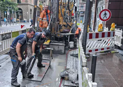 Ziehen der Bodenproben, Frankfurter Bankenviertel