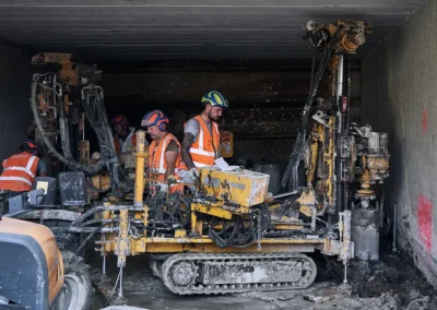 Bohren unter beengten Bedingungen