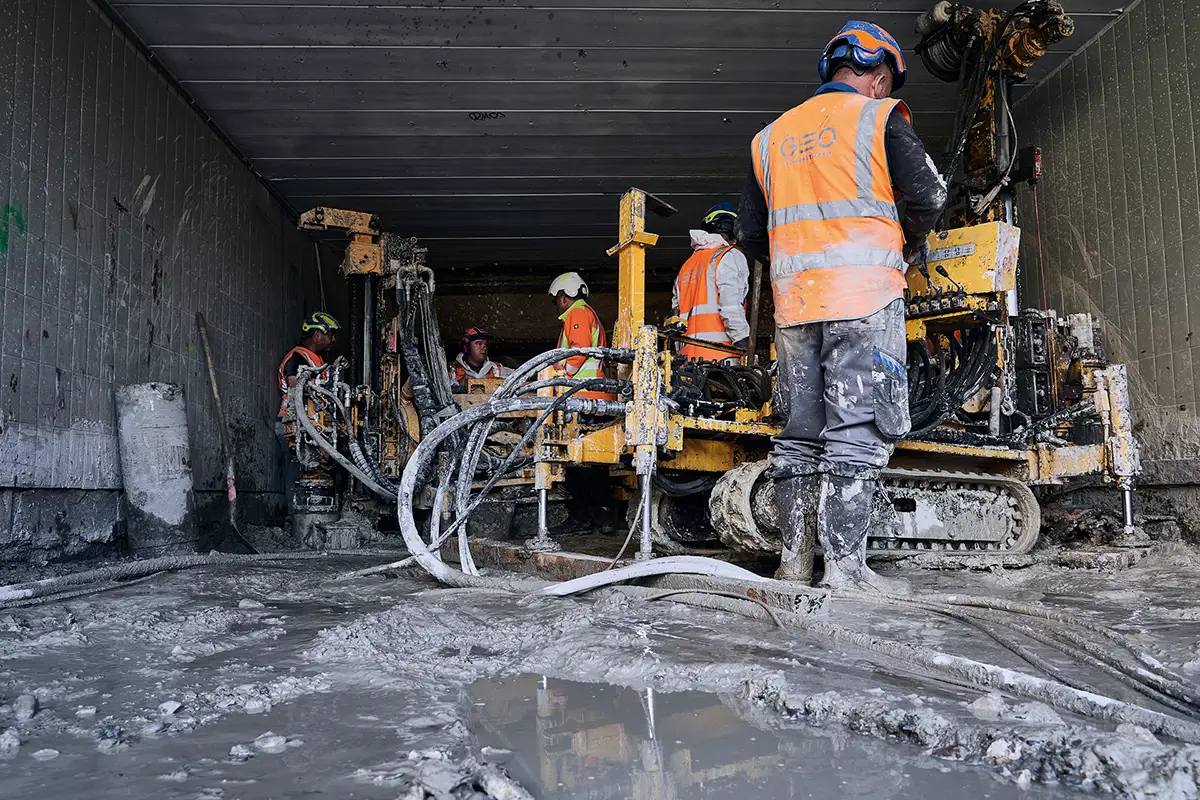 Bohren unter beengten Bedingungen