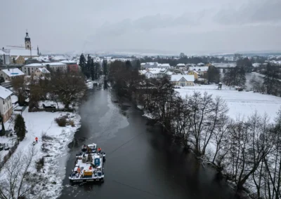 Rammbohrung vom Ponton aus