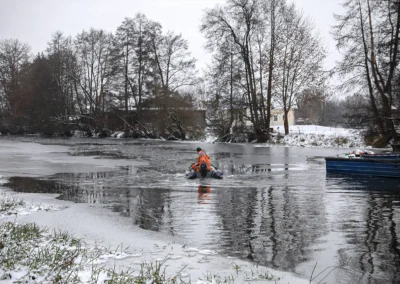 Rammbohrung vom Ponton aus